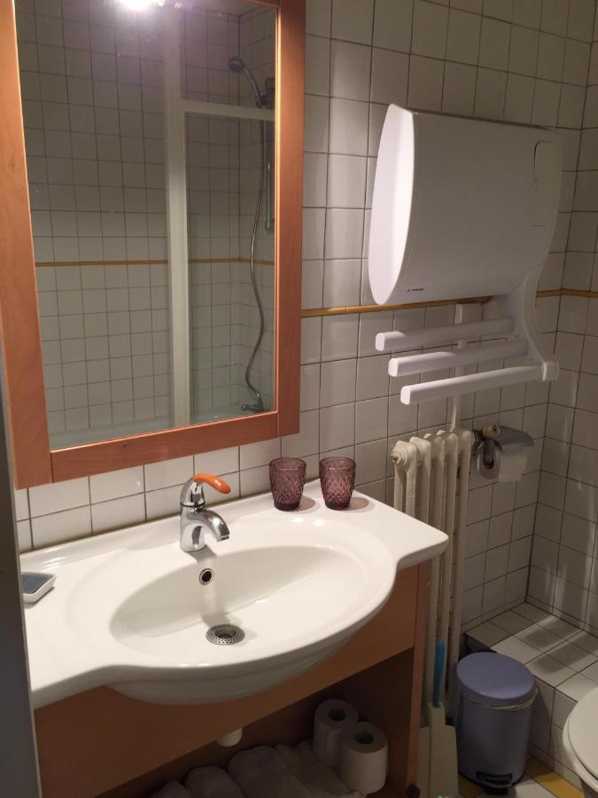 Les Huguets Bed and Breakfast Villeneuve-sur-Lot Kamer foto